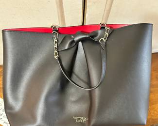#263	Victoria Secret weekender tote bag black w red interior goldware NWT	 $28.00 			