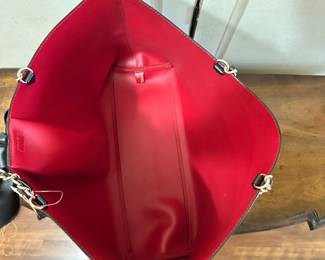 #263	Victoria Secret weekender tote bag black w red interior goldware NWT	 $28.00 			