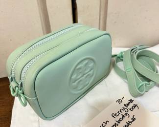 #261	Tory Burch Perry Bombe Camera/crossbody bag in mint matte leather double zip remoable strap 	 $70.00 			