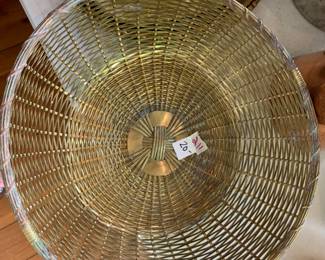 #211	metal basket flat	 $20.00 			