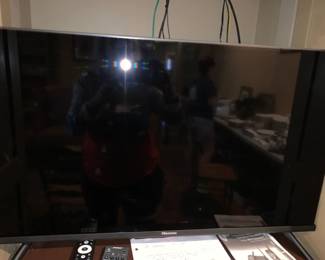 #050	Hisense Flatscreen TV w/remote - 32"	 $75.00 			