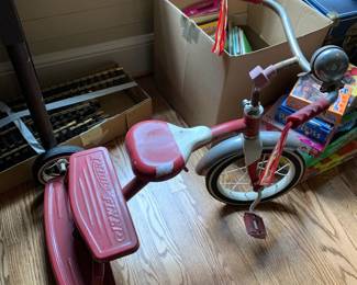 #029	Radio Flyer Tricycle	 $20.00 			