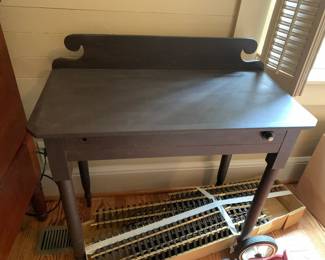 #030	Primitive Desk w/1 drawer (one knob needs reinstallation) - 32x15x28	 $75.00 			