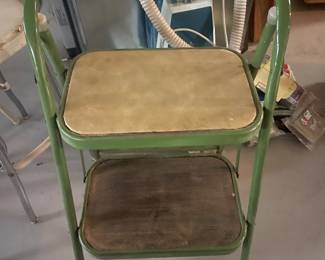 $22.00 - Vintage Green Step Stool
