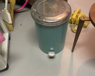 $22.00 - Mid-Century Turquoise Step-On Metal Trash Can