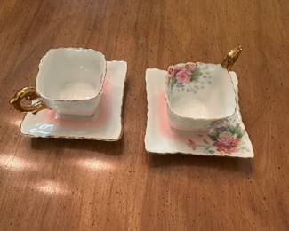 $10.00 - Mini Teacup and Saucers
