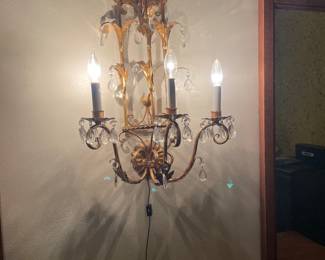 $97.00 - Vintage Gold Tone Hollywood Regency Crystal Prism Plug-In Wall Light