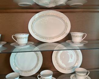 $275.00 - Noritake Trilby Pattern (Number 6908) 77-Piece China Set