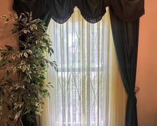$75.00 - Complete Window Treatment Smaller Window: Hunter Green Drapes, Matching Scalloped Fringe Valance, and Sheer Under-Curtains