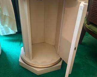 $200.00 - Vintage Wood Fluted Column End Table with Marble Top