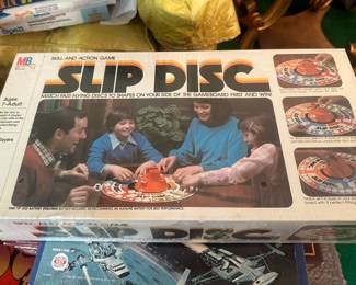 $40.00 - 1980 Milton Bradley's Slip Disc Board Game - New In Box