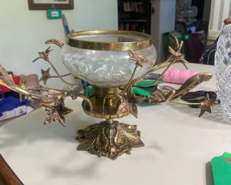 $54.00 - Hollywood Regency Gold Tone Metal Centerpiece Bowl with Glass Insert, Leaf & Star Design