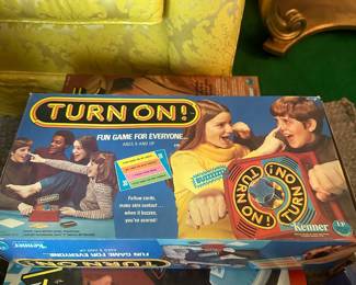 $22.00 - 1977 Kenner Turn On! Board Game