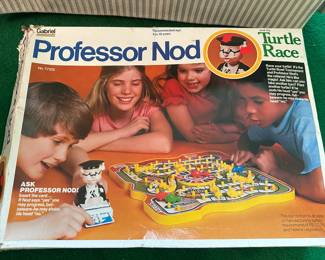 $34.00 - Professor Nod and His Turtle Race Board Game by Gabriel 1977