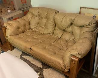 $225.00 - Vintage Wood Frame Tufted Tan Leather Loveseat
