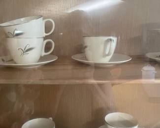 $95.00 - Vintage Royal York Dinnerware Set, Wheat/Sheaf Pattern (3 Dinner Plates have Chips)