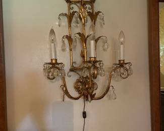 $97.00 - Vintage Gold Tone Hollywood Regency Crystal Prism Plug-In Wall Light