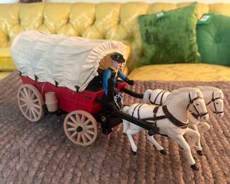 $50.00 - Collectible "Old West" Universal Battery-Operated Covered Wagon Toy