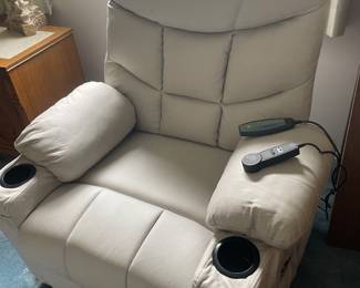 $375.00 - Oversized Power Lift Recliner Chair Heat Massage Lift Assist Cup Holders Cream (2023 Motor Components)- Great Working Condition