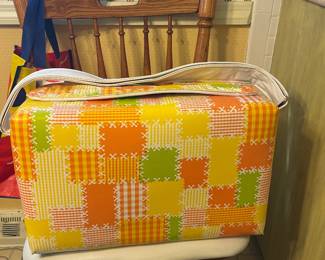 $25.00 - Mid Century Insulated Casserole Carrier Retro Patchwork Hot Cold Picnic Tote