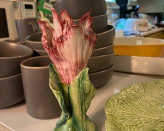 $46.00 - Vietri Italy Hand Painted Tulip Vase