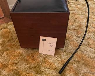 $155.00 - Vintage Sears Electric Shoe Care Center Model 344.3910 with Manual - good working condition