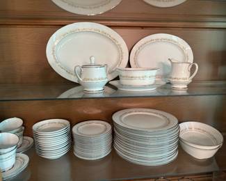 $275.00 - Noritake Trilby Pattern (Number 6908) 77-Piece China Set