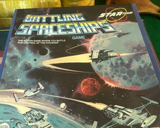 $30.00 - 1977 Star Team: Battling Spaceships Game by Ideal Toy Corporation - New In Box