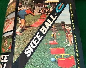 $35.00 - Vintage Cosom Skee Ball Target Game