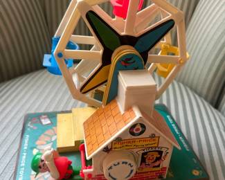 $10.00 - 1966 Fisher-Price #969 Musical Ferris Wheel