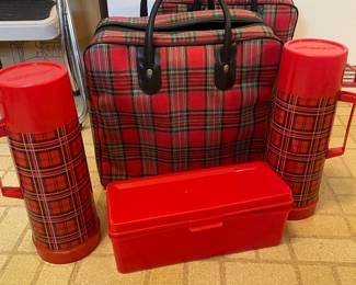 $45.00/Picnic Set - Vintage Aladdin Red Tartan Plaid Picnic Set, 2 Thermoses, Travel Bag & Lunch Box