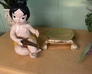 $67.00 - Vintage Big Eyed Asian-Inspired Decorative Girl with Lute with Detached Pillow Base