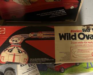 $75.00 - 1970s Mattel Hot Wheels Sizzlers "Wild Oval" Fat Track Set (#9020)