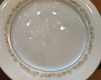 $275.00 - Noritake Trilby Pattern (Number 6908) 77-Piece China Set