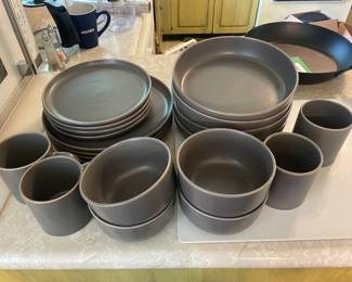 $75.00 - 20pc Stoneware Tilley Dinnerware Set Bronze - Threshold