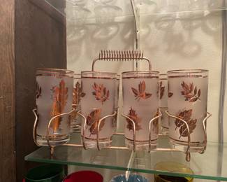 $28.00 MCM Frosted Leaf Highball Glass set with Metal Carrier Caddy