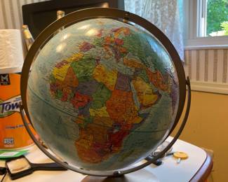 $34.00 - Vintage World Globe