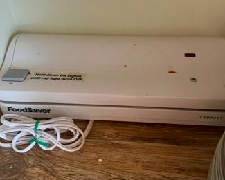 $35.00 - Food Saver Compact II With VHS Manual