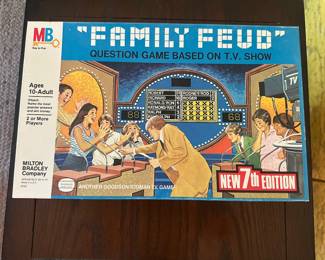 $18.00 - Milton Bradley 7th Edition "Family Feud" Game