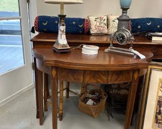 Wood inlay gaming table 