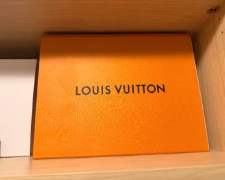 Louis Vuitton box