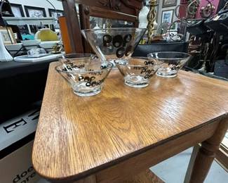Table and glassware 