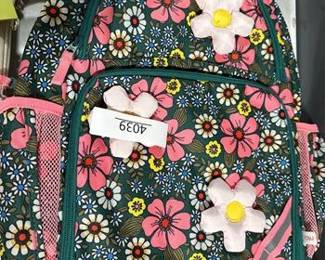 Kids' 17' Classic Backpack - Cat & Jack Flowers