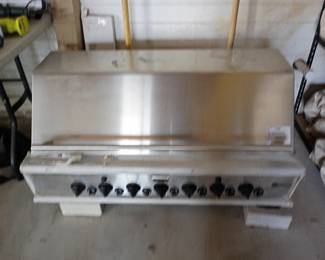 GE Monogram 48" Built in Professional Gas Grill model ZGG48L42CSS ORIGINAL PRICE $4,500 - $5,500 NEVER USED