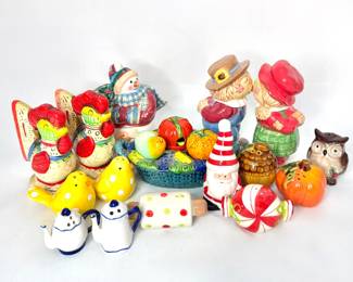 Lot of 19 Vintage Salt and Pepper Shakers 