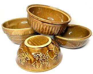 Set of 4 Vintage Brown Stoneware Pottery Bowls - USA 