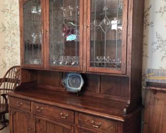 Ethan Allen lighted china cabinet 