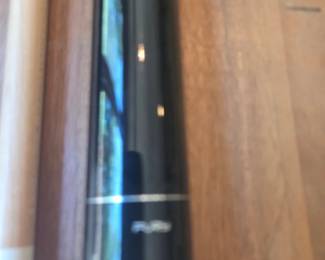 #333	Fury cue stick in case	 $100.00 