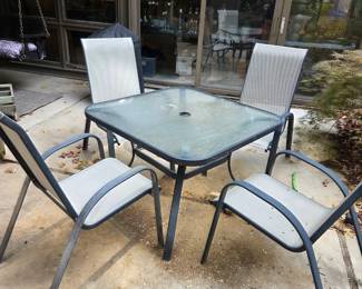 #200	Aluminum Square 1/4" Glass Top Table w/4 chairs	 $150.00 