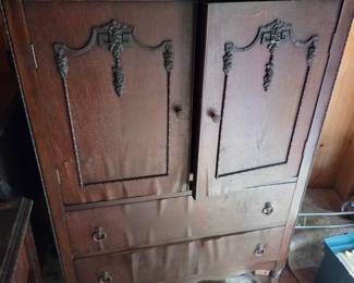 #179	Vintage Dresser w/2 doors and 6 Drawers - (as is condition - Needs Work) - 34x20x50	 $25.00 